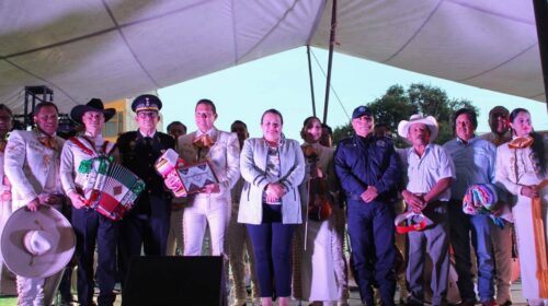 Brilla el Mariachi de la Guardia Nacional en la Feria Nacional del Sarape Chiautempan 2026