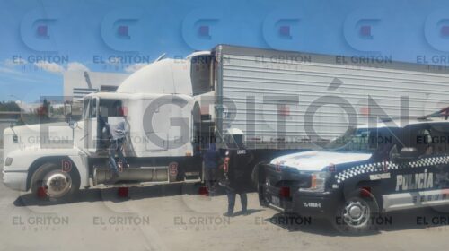 Secuestran a trailero y le roban $700 mil en abarrotes: lo abandonan en Papalotla y recuperan la carga en San Pablo del Monte