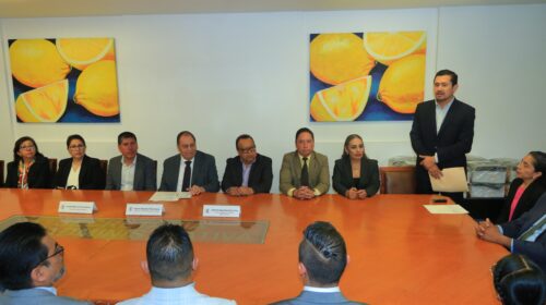 Rector de la UATx reconoce esfuerzo cotidiano de trabajadores de Obras y Mantenimiento