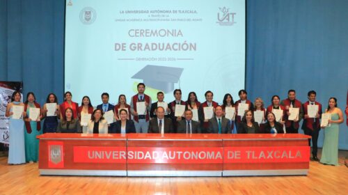 Culminan su formación 44 egresados de Psicología y Administración del Campus San Pablo del Monte UATx