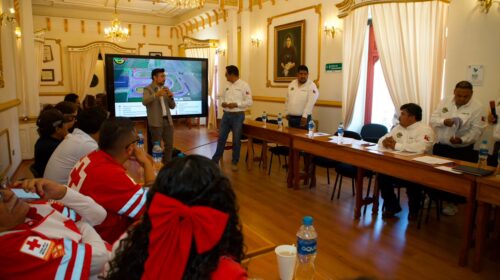 Chava Santos refuerza coordinación interinstitucional para garantizar seguridad en evento automovilístico