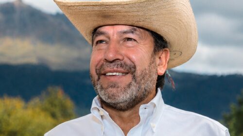 Ray Vázquez: del rancho y el campo, a la vida pública