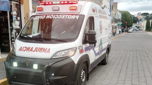 Atienden de manera inmediata elementos de seguridad y protección civil municipales a trabajador lesionado por maquinaria 