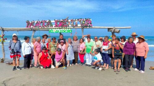 ¡Abuelitos de Chiautempan se van de paseo a Veracruz! Blanca Angulo impulsa convivencia y diversión para los adultos mayores