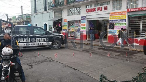 Ataque a balazos deja a un hombre gravemente herido frente al mercado de Calpulalpan