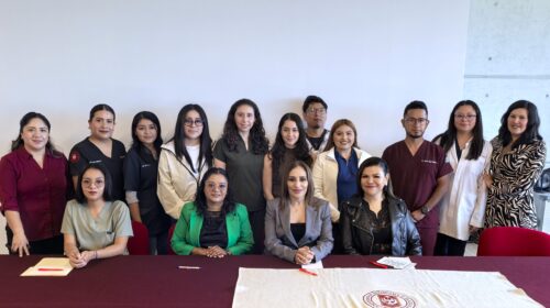 La UATx brinda capacitación a responsables de Casas de Autorrealización