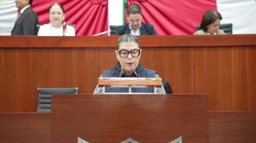 Propone Sandra Aguilar apoyos para estudiantes que realizan servicio social