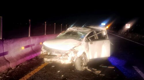 Policía municipal de Tlaxcala pone a disposición vehículo con notables huellas de accidente y abandono