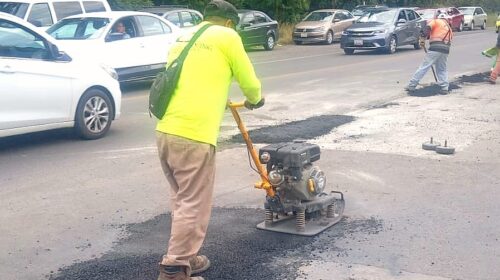 Ayuntamiento de Tlaxcala realiza mejoramiento de vialidades en las avenidas Universidad y Politécnico Nacional 