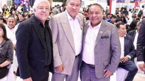 Alcalde Carlos López Suárez participa en Foro Automotriz Tlaxcala 2026 y fortalece vínculos con el sector empresarial y académico 