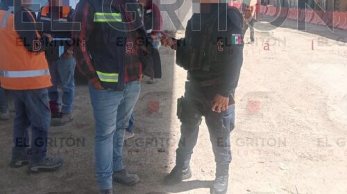 ¡A punta de pistola y con disparo al suelo! Asaltan obra del Viaducto Chiautempan y se llevan equipo de $200 mil pesos
