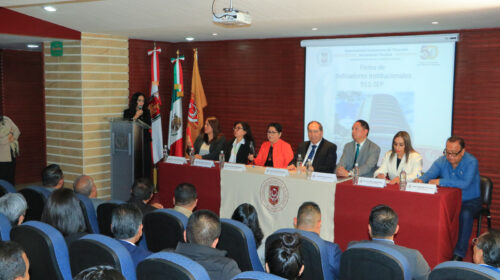 Firma Rector de la UATx los indicadores institucionales del Formato 911-SEP