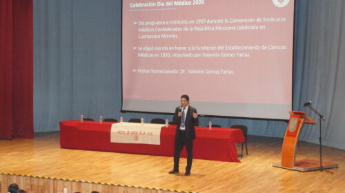 Exalta Rector de la UATx los valores que sustentan la práctica médica