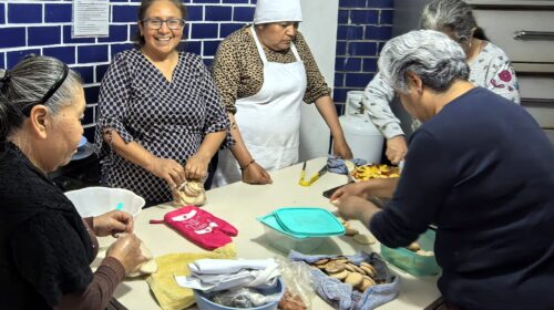Mujeres aprenden a preparar alimentos enriquecidos con soya y agradecen capacitación gratuita del ayuntamiento de Tlaxcala 