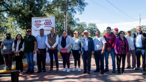 ​ENTREGA GOBIERNO MUNICIPAL DE APIZACO PAVIMENTACIÓN CON ADOQUÍN EN LA CALLE DE LA CRUZ, COMUNIDAD DE GUADALUPE TEXCALAC
