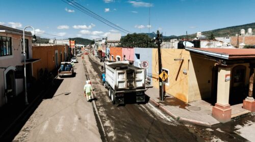 ¡ADIÓS A LOS BACHES EN TLAXCO! Arranca el Mega Bachetón y meterán mano a la carretera rumbo a Puebla; los trabajos durarán 8 días.