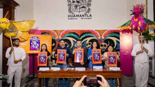 Chava Santos llama a consolidar vida Huamantla como una tradición que trascienda generaciones