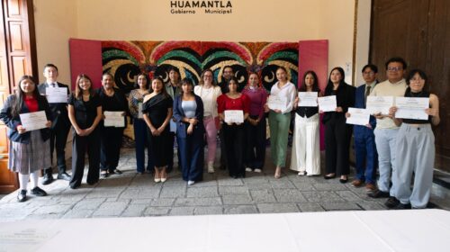 Reconocen el talento juvenil en el concurso “Huamantla en la Palabra”