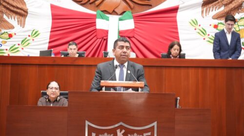 Propone Jaciel González regular la baja de vehículos del patrimonio municipal