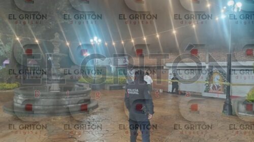 ¡Se le pasaron los tragos y murió bajo la lluvia! Hallan sin vida a hombre junto al kiosco de Acuitlapilco