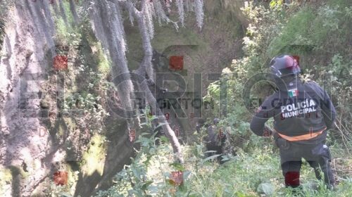 Hallan cuerpo de mujer en barranca de Nanacamilpa; podría ser de joven desaparecida en días pasados